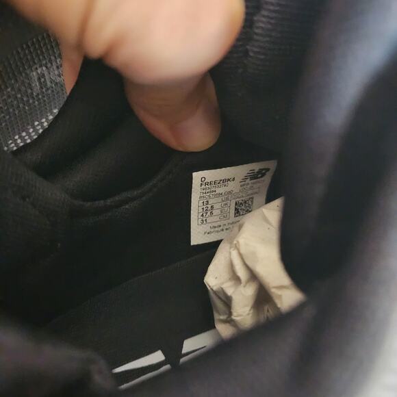 New Balance Men's FreezeLX V4 Lacrosse Shoe, Black/White/Polar Blue, 13 - Picture 7 of 8